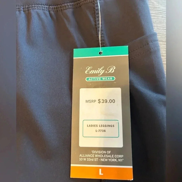 Emily B Activewear Women's Leggings Size Large Mesh Leg Panels Dark Blue New - Picture 6 of 10